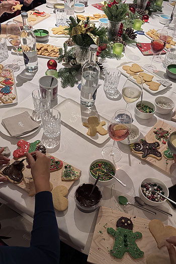 Plätzchen backen beim Hallstein Wasser Christmals Cookie Exchange(©Foto: Martin Schmitz)